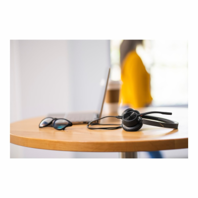 Poly Voyager 4320 bezdrátová náhlavní souprava, BT700 USB...