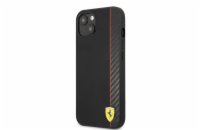 Ferrari Smooth and Carbon Effect Zadní Kryt pro iPhone 13 Black Ferrari prémiový ochranný kryt telefonu vyrobený z kombinace kvalitních a odolných materiálů, které perfektně chrání Váš telefon.
