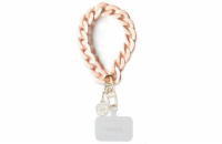 Guess Wrist Chain 4G Charm Strap Acrylic Pink Extrémně stylové a funkční, poutko, které je skvělým doplňkem pro váš telefon.