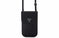 Guess PU Grained Triangle Logo Taška na Telefon Black Tato stylová taška přes rameno od GUESS nabízí praktický design a moderní vzhled. Je vyrobena z kvalitního PU materiálu, takže je odolná a elegan