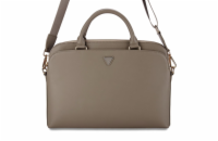 Guess PU Grained Triangle Logo Taška na Notebook 15/16" - hnědá Guess PU 4G Triangle Logo je perfektní taška pro notebook s úhlopříčkou displeje 15-16". Taška je vyrobená z kvalitní PU kůže. Vnější č