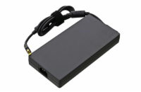 Lenovo napájecí adaptér, 300W – hranatý Výkonný 300W napájecí adaptér Lenovo s hranatým konektorem zajišťuje stabilní napájení výkonných notebooků i pracovních stanic při plném zatížení.