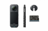 Insta360 X5 Starter Bundle - akční kamera X5 + příslušenství