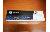 HP toner 128A/Black/2000 stran - poškozený obal
